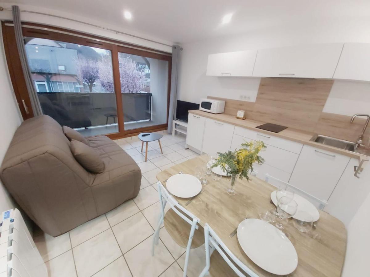 Appartement T2 Avec Balcon A Argeles Gazost Exterior photo