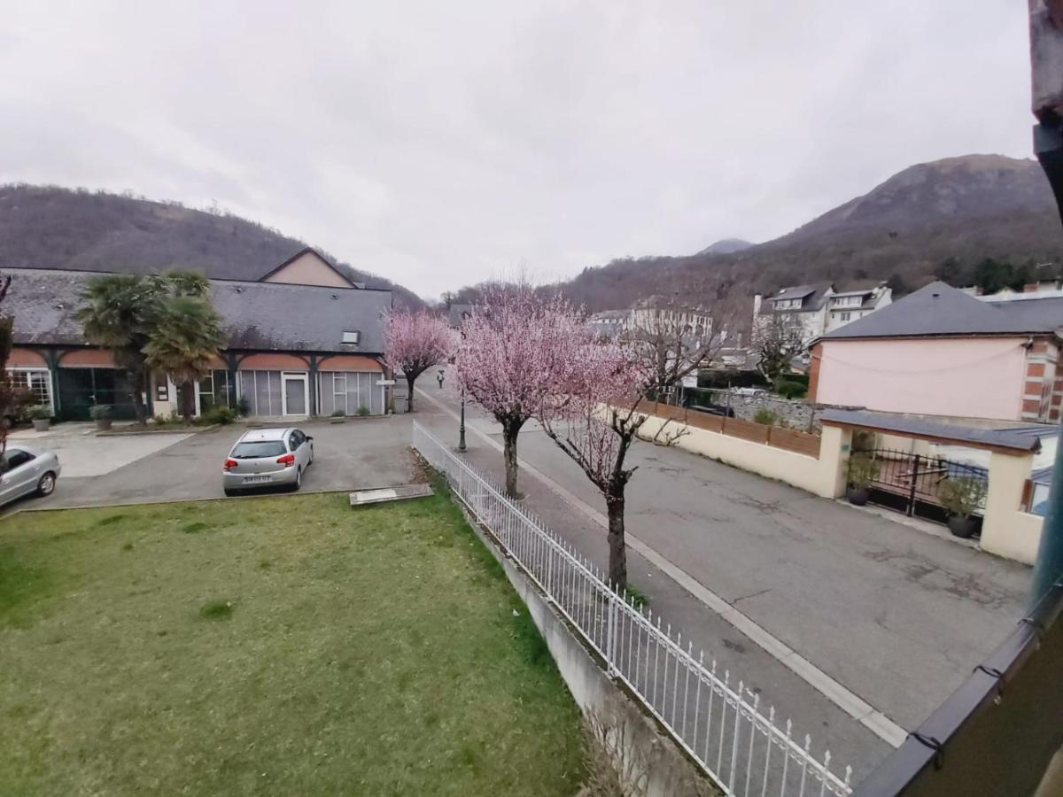 Appartement T2 Avec Balcon A Argeles Gazost Exterior photo
